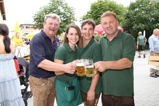 Die Jägerschaft ist mit einem Stand vertreten.