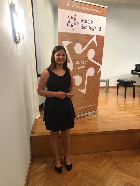 Sara Bubreg erzielte mit der Querflöte ebenfalls Platz eins.  | Foto: LMS Reutte
