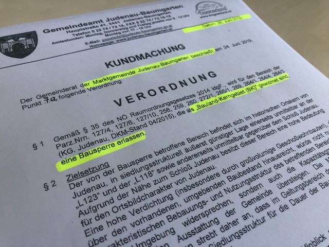 Einstimmiger Beschluss des Gemeinderates (Enthaltung: Wallner, SPÖ) über die Bausperre. | Foto: Zeiler