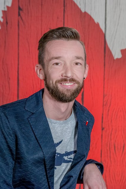 Kellner Andreas (36) aus Kirchbichl versucht's bei „First Dates Austria“ mit dem Lustenauer Tobias (31) – am Mittwoch, den 3. Juli um 20.15 Uhr bei ATV. | Foto: Salamonski