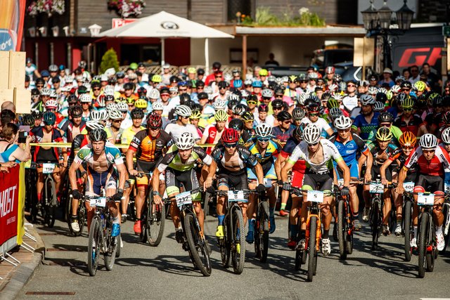 Start in Brixen. | Foto: E. Haiden
