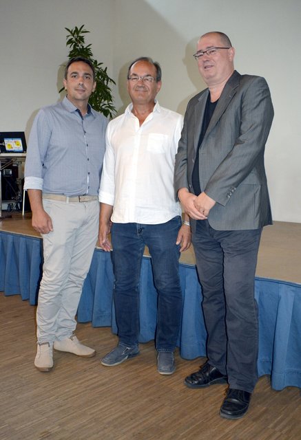 Einer Meinung: Bürgermeister Manuel Weber, Hausarzt Franz Funovits, Markus Lechner von der "Plattform Einarztgemeinde" (links).