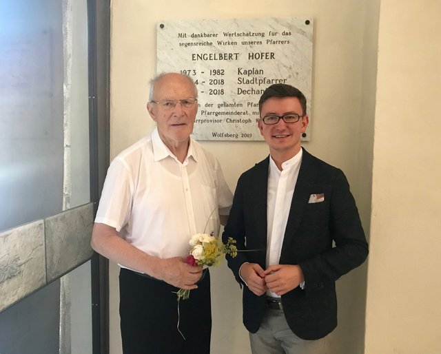 Wolfsbergs Pfarrprovisor Christoph Kranicki (rechts) mit dem emeritierten Stadtpfarrer Engelbert Hofer