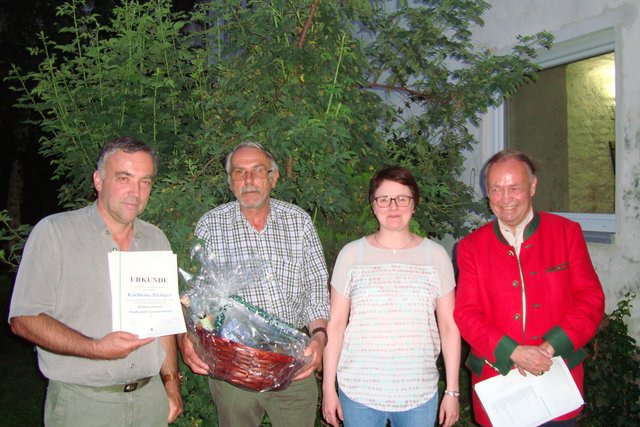 Oberförster Martin Witzmann, Obmann Karlheinz Piringer, Susanne Garhofer und Obmannstellvertreter Harald Wögerbauer, | Foto: Martin Böhm