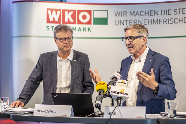 Zufrieden: Karl-Heinz Dernoscheg (l.) und Josef Herk | Foto: Fischer