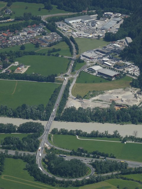 An der Autobahnanschlussstelle Kufstein-Süd, nahe dem städtischen Recyclinghof, soll die Baurestmassen-Anlage entstehen. | Foto: ZOOM.Tirol