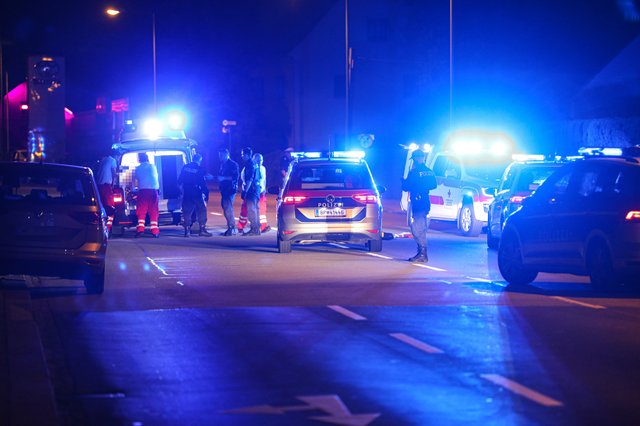Ein Großaufgebaot rückte nach der Schießerei an. | Foto: laumat