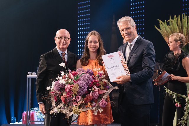 Die Völkermarkterin Franziska Maria Mayer gewann den Bundeslehrlingswettbewerb der Floristen | Foto: WKO Floristen/Nikki Harris