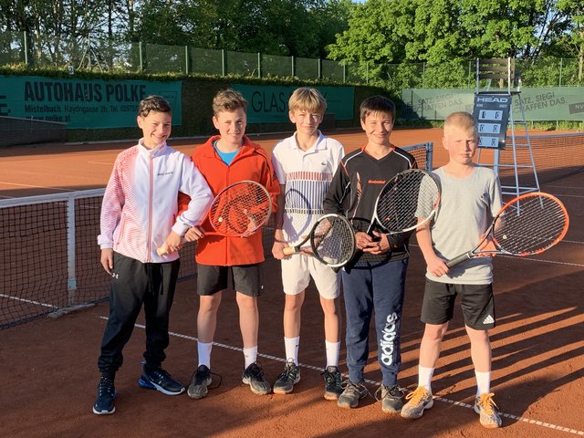 Burschen U 14: Samuel Boruta, Florian Fröhlich, Paul Kaweczka, Felix Fischer, Phillip Haberle | Foto:  Roman Fröhlich