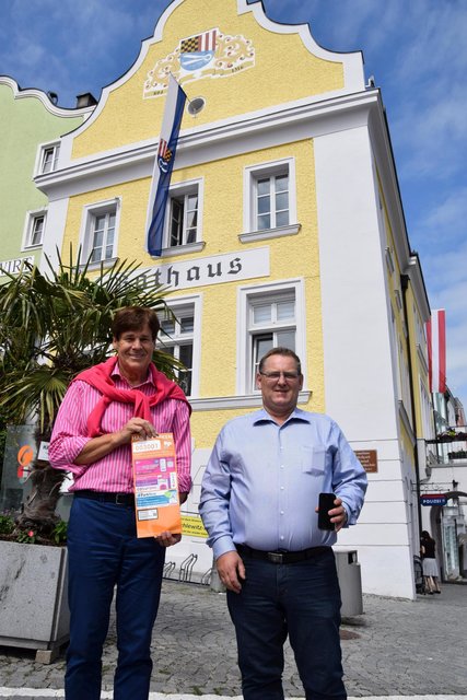 Bürgermeister Franz Angerer mit Verkehrsstadtrat Markus Obereder.