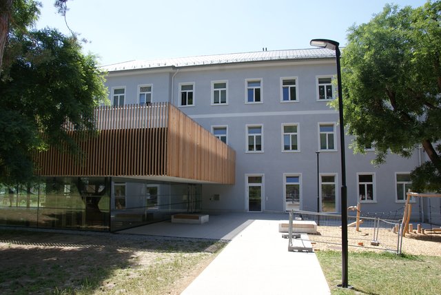Die Volksschule Angedair wurde mit einem renommierten Architekturpreis ausgezeichnet.  | Foto: Othmar Kolp