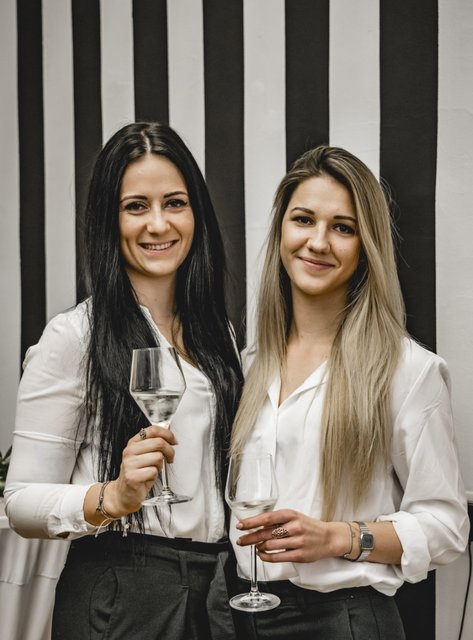 Victoria Eisterer und Kathrin Schwarzl haben ein völlig neues Beauty-Konzept auf die Beine gestellt.  | Foto: V.E.