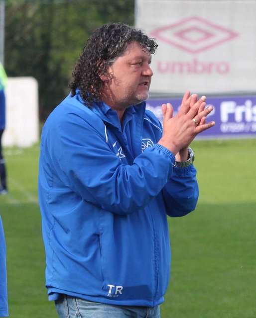 Thomas Engelmaier trainiert den SC St. Pantaleon-Erla.