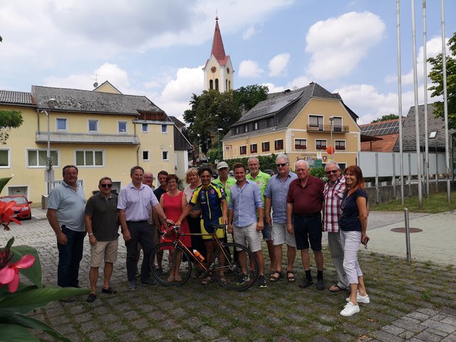 Herzlicher Empfang von Peppe Cotto in St. Nikolai i. S. | Foto: Lisa Hannes