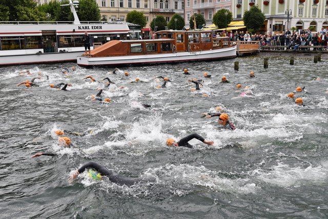 Seecrossing am Traunsee | Foto: Wolfgang Spitzbart