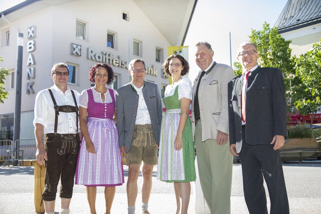 Obmann Anton Roither, Geschäftsleiterin Gerda Stelzinger, RVS-GD-Stv. Heinz Konrad, Anna Doblhofer-Bachleitner, Verbandsobmann Sebastian Schönbuchner und Geschäftsleiter Martin Grubinger.
