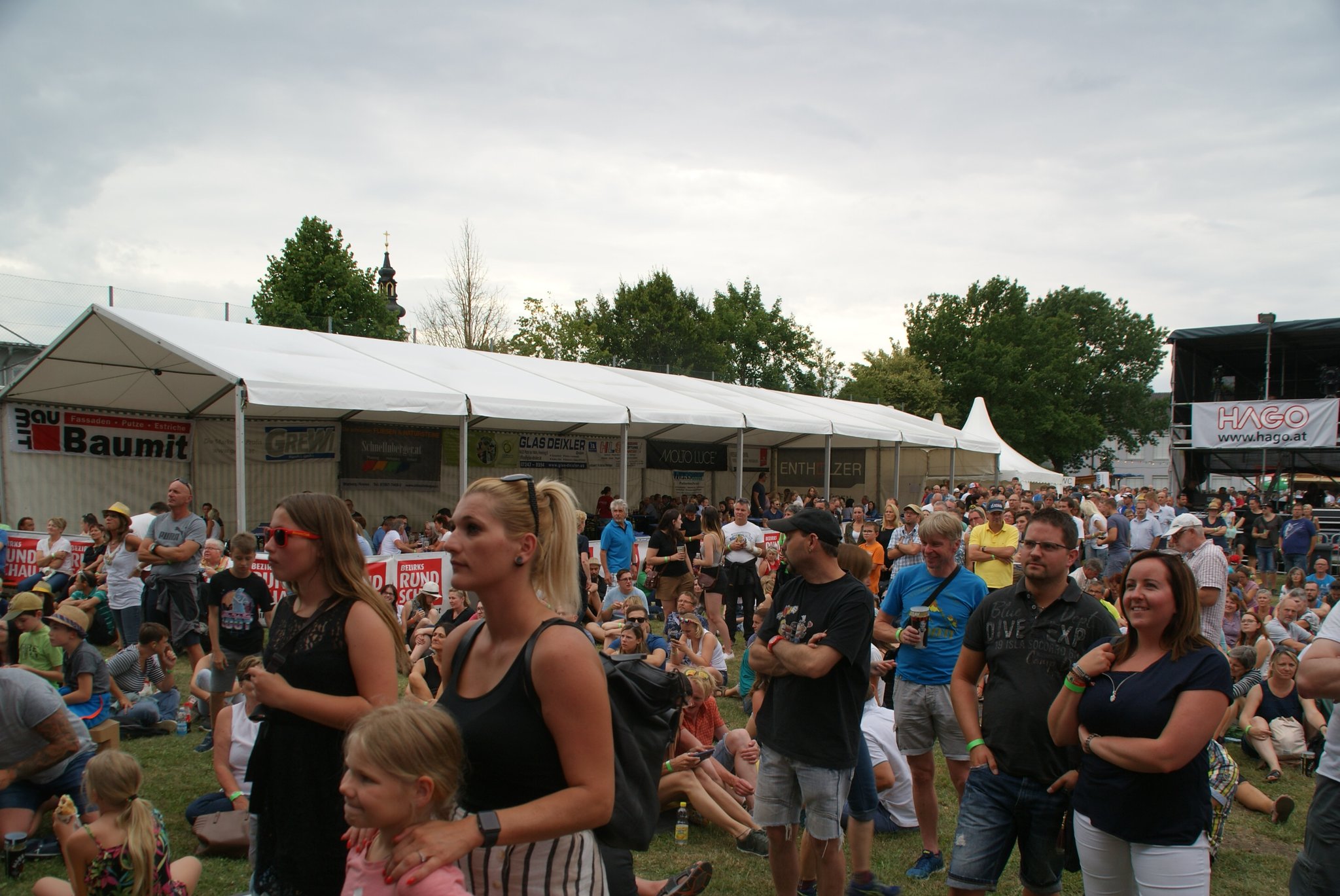 Wels * Welser Volksfest 2019 Frhjahr, Sportmesse Wels, Welser Volksfest 2018 Herbst, August 2011 um 21:00 @ Pichl bei Wels, Pichl bei Wels * -Wels- * Events ab 17.06.2020 Party, Events - menus2view.com