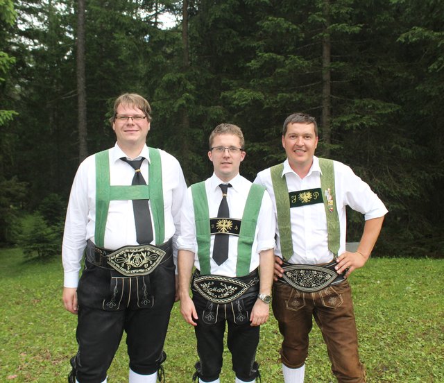 Stolz: KPM Patrick Oberdanner, Stabführer Michael Hausegger und Obm. Johann Pittl | Foto: Suitner