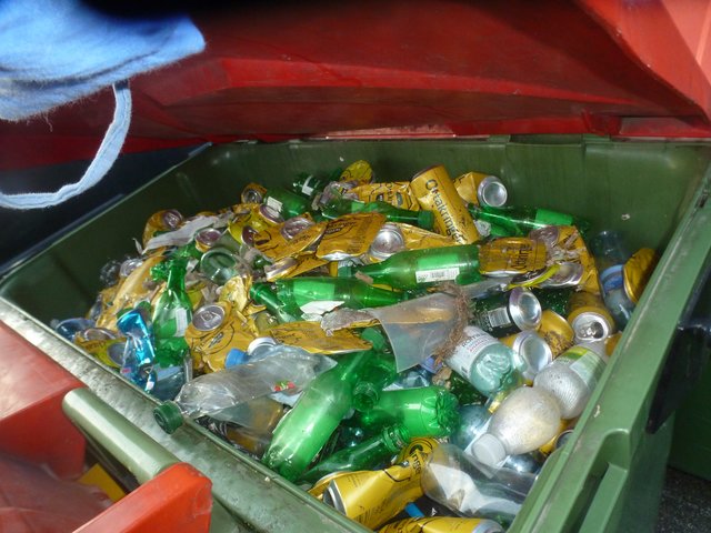 1.100 liter mülltonne