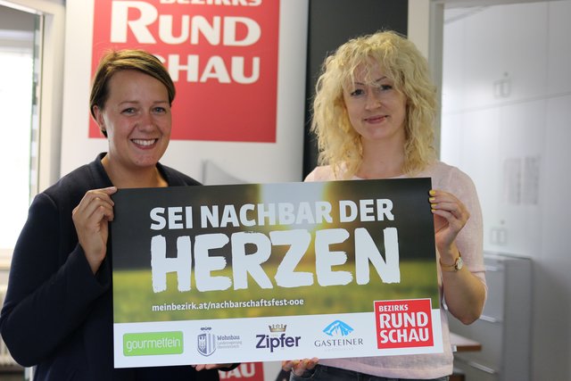 Verena Pommer mit BezirksRundschau-Redaktionsleiterin Barbara Ebner