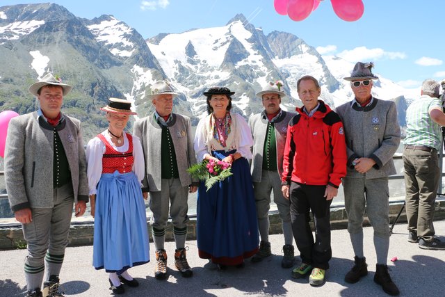 Heiligenbluter Bergführer mit Bgm. Sepp Schachner