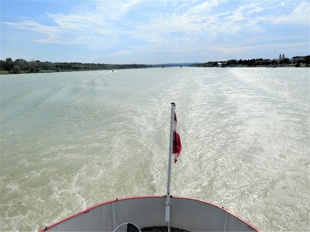 DONAUWELLEN