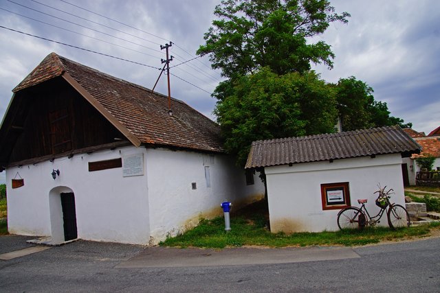 Seefeld-Großkadolz: Kellergassen Seefeld-Großkadolz ist eine Reise wert