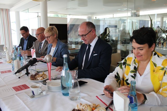 (v.l.) Hans Moser, Laurenz Pöttinger, Doris Hummer, Günther Baschinger,  | Foto: Gwendolin Zelenka/BRS