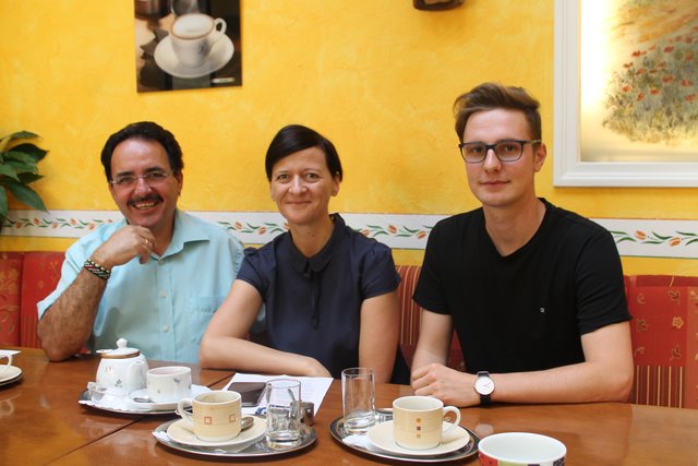 Bgm. SP-Bezirkschef Erich Wahl, Nationalratsabgeordnete Sabine Schatz und Jugend-Kandidat Alexander Leutgeb.