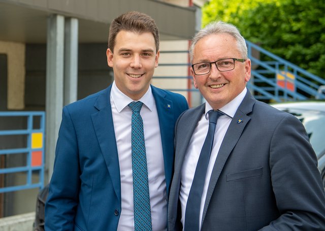 Freude bei Tourismusverbandobmann Manuel Aichberger und Bundesratspräsident Karl Bader | Foto: ÖVP