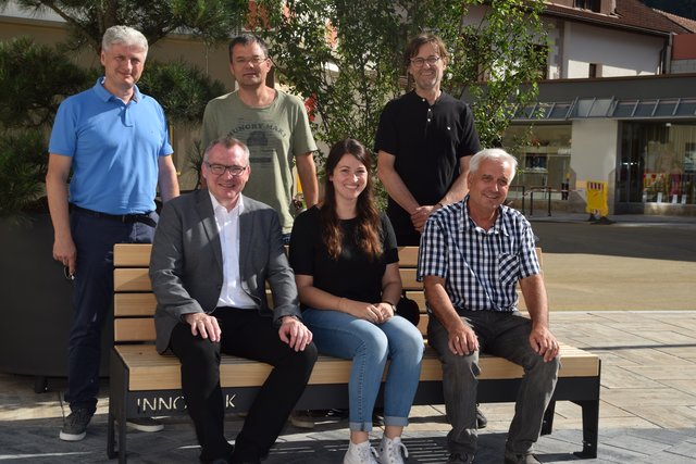 Zeihten sich mit den Maßnahmen zufriedne: Stefan Schöpf, LR Johannes Tratter, Gerald Jochum, Bernadette Hofer, Harald Kröpfl und Bgm. Heinz Kofler (v.l.). | Foto: Schwarz