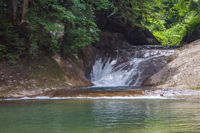 Bild 54: Von der Station 6 in Richtung Station 7 wird der Pfad schön langsam steiler und steiler. Dementsprechend viele Kaskaden begleiten den Pfad mit vielen Gumpen. | Foto: © by Ing. Günter Kramarcsik