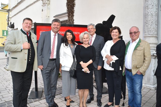 Freuen sich auf die Premiere: Josef Jury, Gerhard Pirih mit Petronilla, Angelica Ladurner, Peter Kaiser mit Partnerin und Siggi Neuschitzer | Foto: Niedermüller