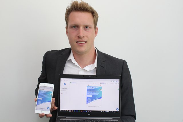 Matthias Holzinger, Geschäftsführer und Gründer von chatvisor mit der „Chatvisor“-Supportlösung.