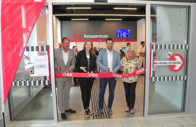 v.l.n.r.: Reinhard Wallner, Michaela Huber, Sebastian Schuschnig, Gerda Sandriesser | Foto: ÖBB/Limpl
