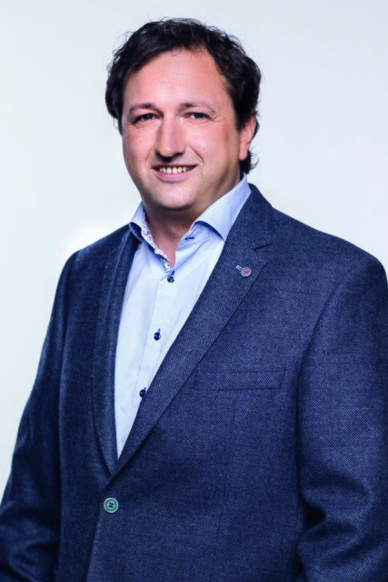 (Stefan Auer, Geschäftsführer )