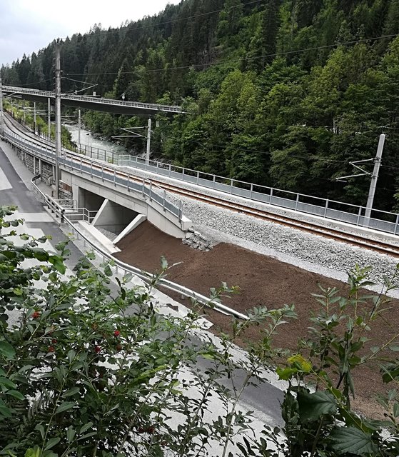 Für die Bauarbeiten im Bereich Mursangergraben zwischen Schwarzach und Lend wurden rund 2.000 Kubikmeter Beton und 200 Tonnen Stahl verwendet.