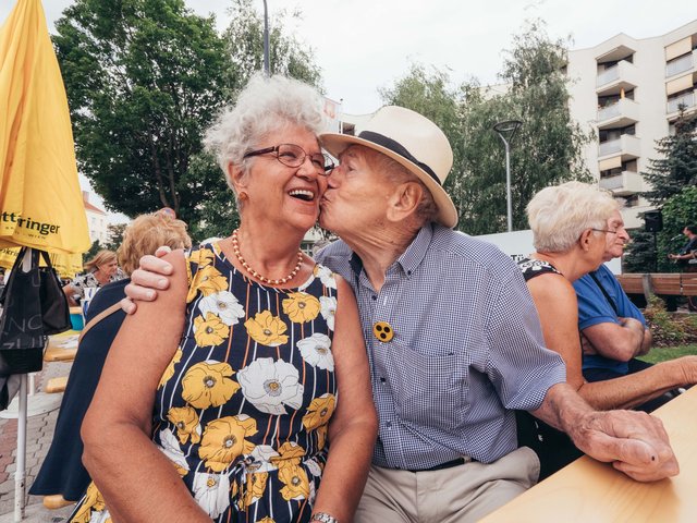 Frau Inhauser und Herr Ipsmiller sind seit 1,5 Jahren ein Paar. | Foto: KWP/Maisblau