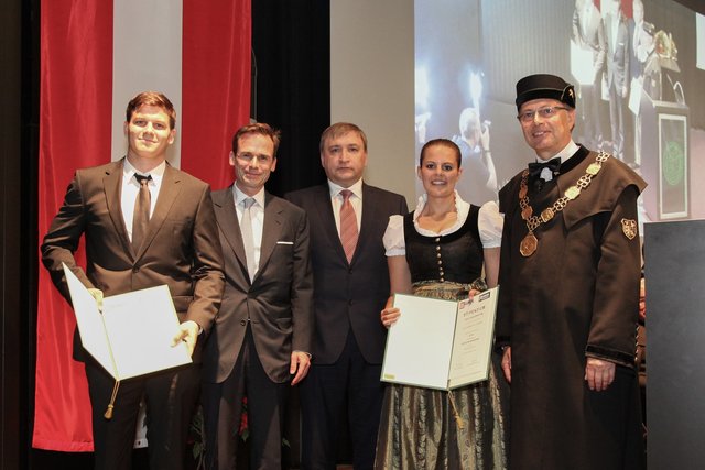 Christian Wimmer, Robert Gulla (CEO Lukoil Holding GmbH), Vadim L. Voevodkin (Generaldirektor Lukoil Engineering), Elisabeth Csar, Rektor Wilfried Eichlseder (v.l.).