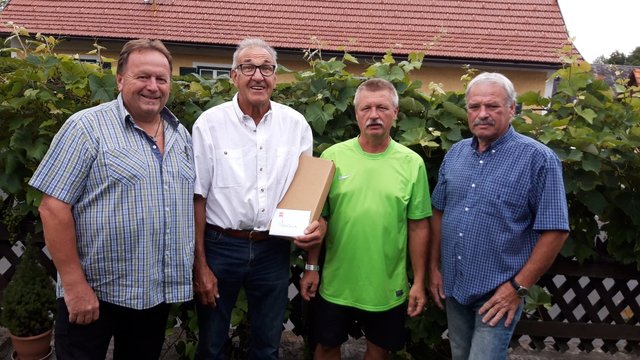 Wo: ESV-Anlage Spielfeld. Kontakt: Eisschtzenverein Spielfeld. Spielfeld Vorheriger BeitragMonatstreffen, Internes PreisschnapsenNchster Dorfmeisterschaft ESV Spielfeld | Stra in Steiermark