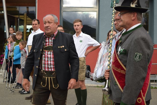 Gottfried begrüßte diese gesamte Geburtstagsgesellschaft.