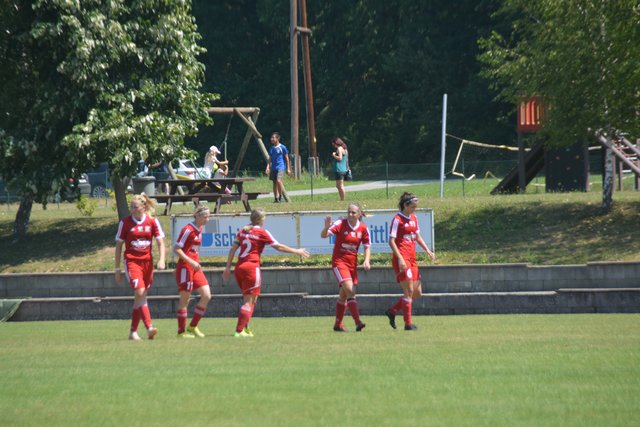 Die Südburgenländerinnen freuten sich über drei Treffer in Hälfte 2.