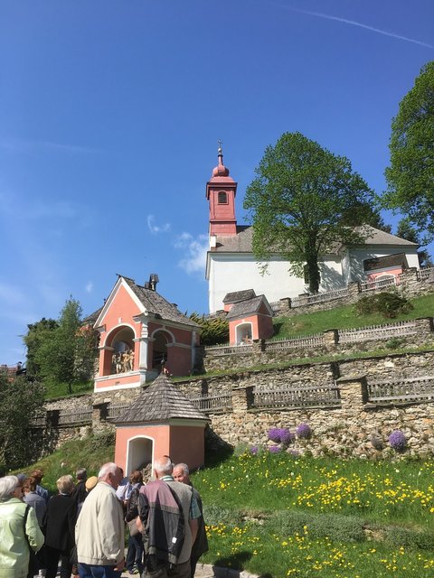 In St. Radegund, unmittelbar am Grazer Stadtrand, lsst WEGRAZ ein Wohnparadies fr und die Person hinter der Kassa eine gern gesehene Bekanntschaft. St. Radegund - Thema auf zarell.com