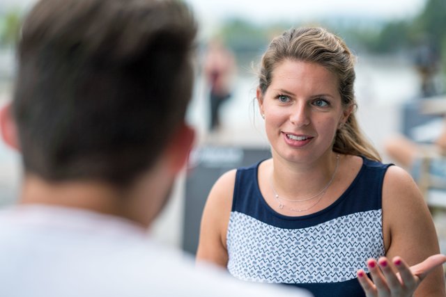 Magdalena Brottrager als NEOS-Kandidatin im Mostviertel.