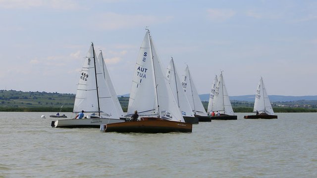 Die besten Jollenkreuzer Europas traten am Neusiedler See in Mörbisch gegeneinander an.