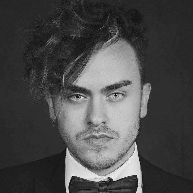 Marco Prinner (22, Musiker aus Burgau): "Ich verreise im Sommer am liebsten nach Spanien. Sowohl Mallorca, als auch Ibiza haben es mir angetan!" | Foto: Marco Prinner