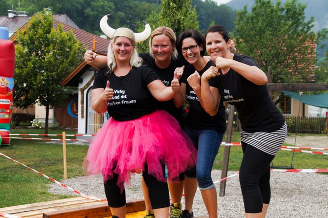 Vicky und die starken Frauen- Vicky Sattler, Petra Stockreiter, Astrid Buchart, Claudia Zartl