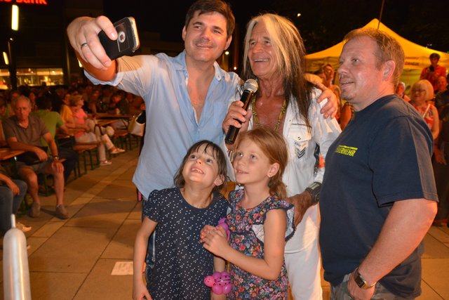 Waterloo kam, sah und...machte Selfies mit seinen Fans! | Foto: Eva Maria Plank