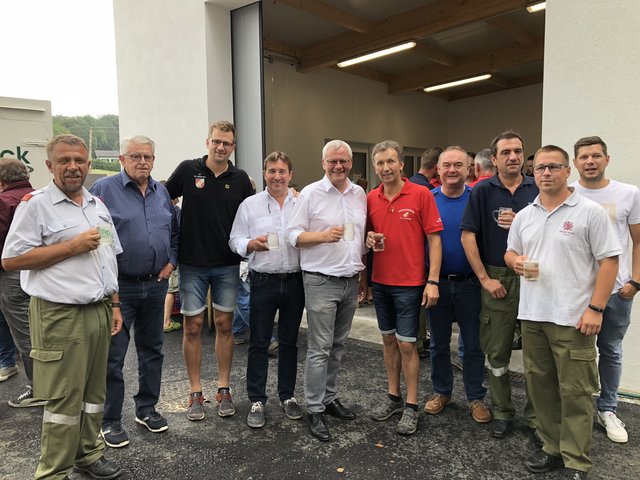 "Ortsvorsteher"-Runde: Feuerwehrkommandant Ernst Stubits, Altbürgermeister Hermann Krutzler, Christoph Herics, Bgm. Franz Wachter, Bgm. LA Thomas Steiner, OV Anton Mittl, Vizebgm. Herbert Weber, OV Christian Stubits, GR Peter Wachter, OV Helmut Poller