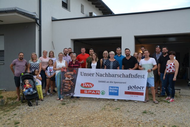 Ein schönes Grillfest, gesponsert von TANN, SPAR, BEZIRKSBLÄTTER, SCHEIBLHOFER WEINE und GOLSER BRAUEREI.